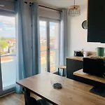 Le Treich Laplene - Parking Wifi La Rochelle (Charente-Maritime)