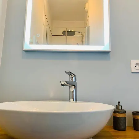 Le Treich Laplene - Parking Wifi Apartman *